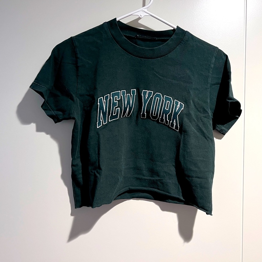 Brandy Melville New York Cropped Tee
